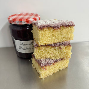 Jam & Coconut Sponge 🥥