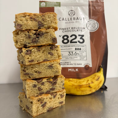 Milk Chocolate Chip Banana Cake 🍌🍫